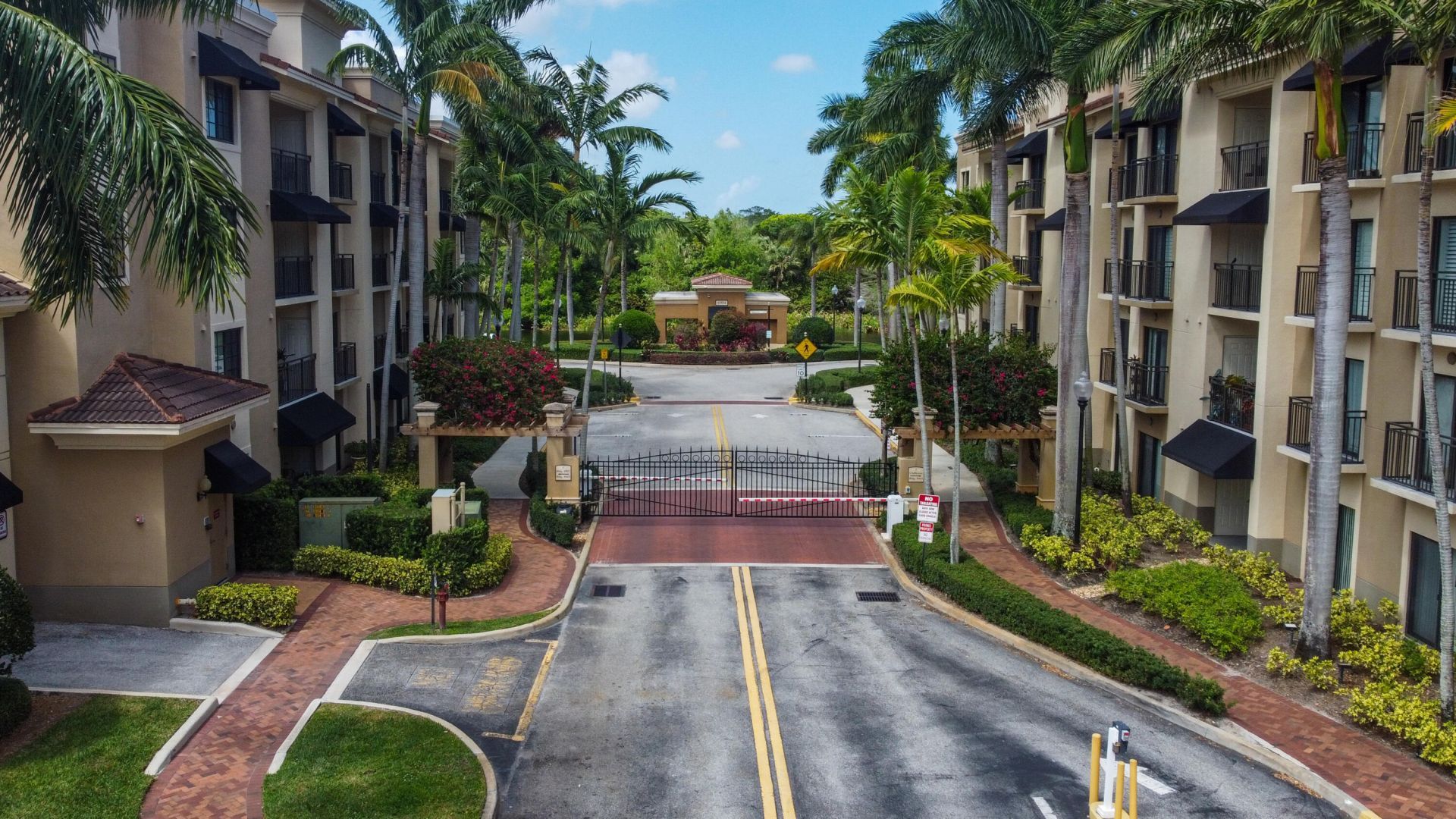 4907 Midtown Lane, Unit 1411, Palm Beach Gardens, FL 33418 Photo