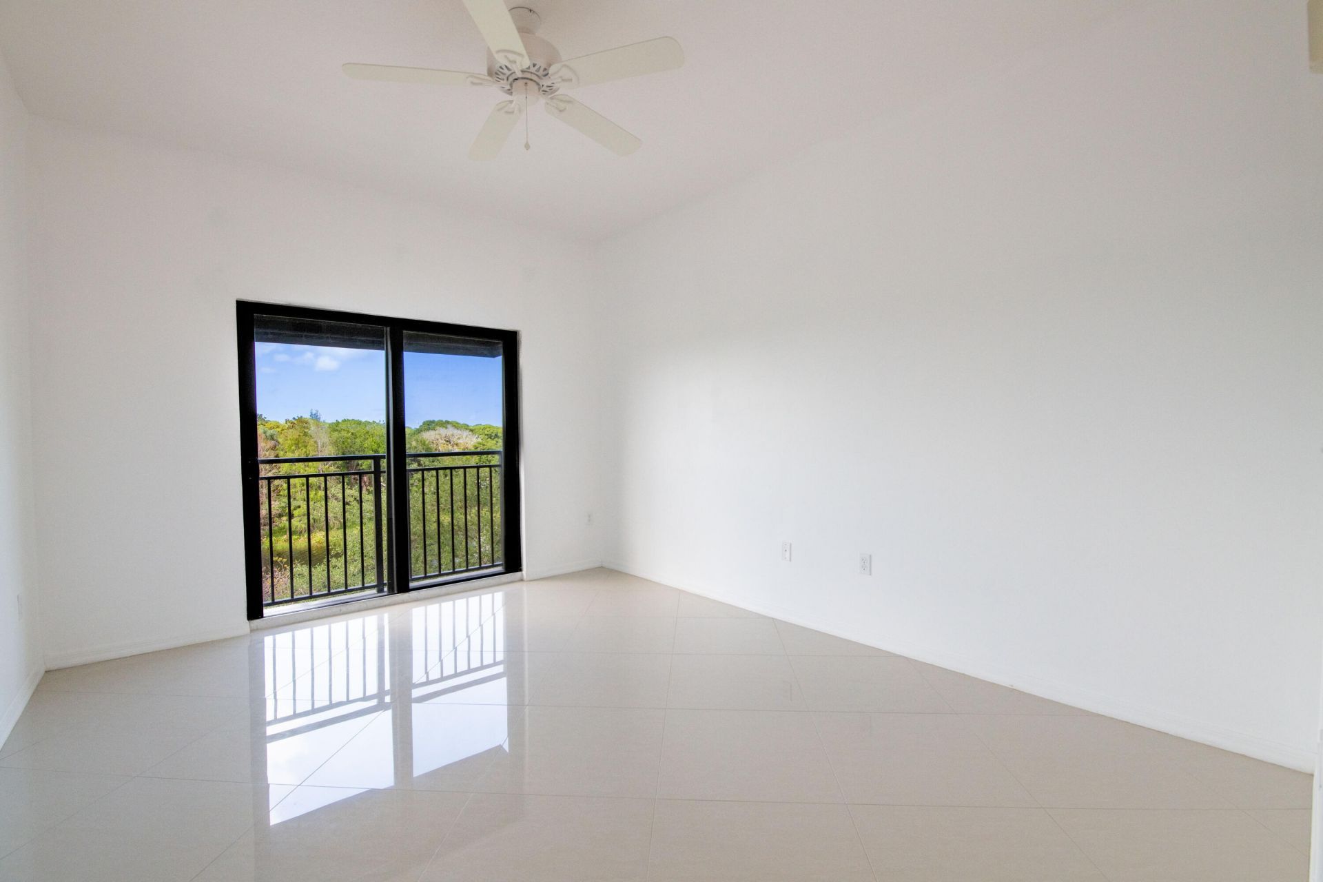 4907 Midtown Lane, Unit 1411, Palm Beach Gardens, FL 33418 Photo