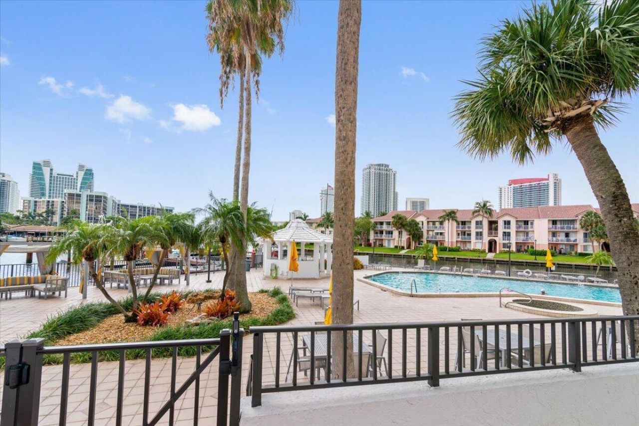 300 Three Islands Boulevard, Unit 312, Hallandale Beach, FL 33009 Photo