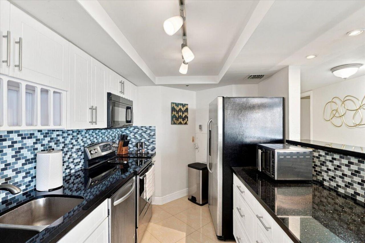 300 Three Islands Boulevard, Unit 312, Hallandale Beach, FL 33009 Photo