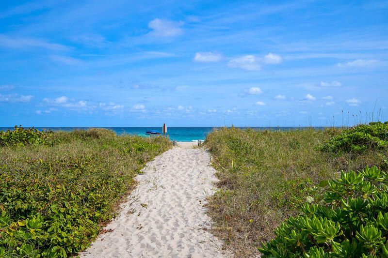 155 S Ocean Avenue, Unit 305, Palm Beach Shores, FL 33404 Photo