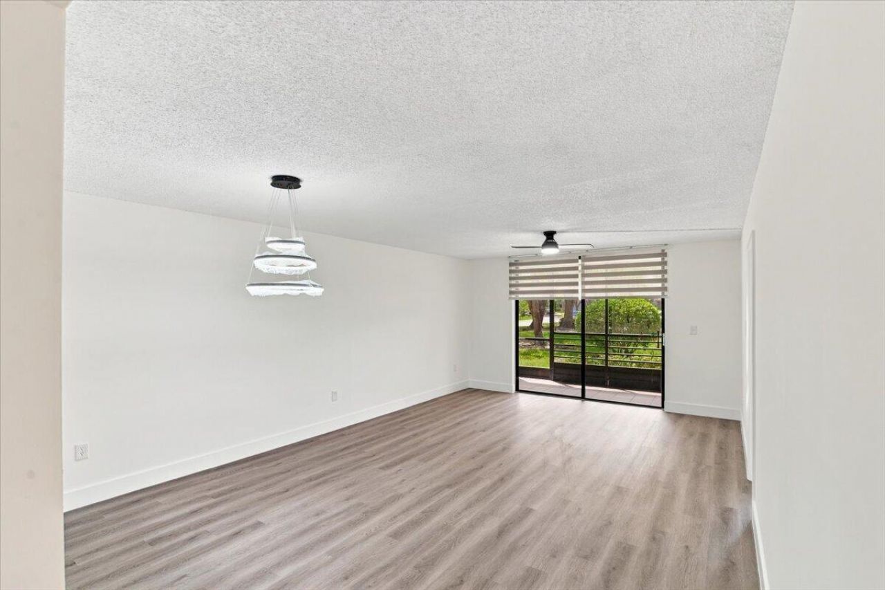 1100 Colony Point Circle, Unit 121, Pembroke Pines, FL 33026 Photo