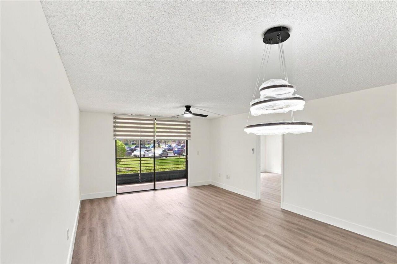 1100 Colony Point Circle, Unit 121, Pembroke Pines, FL 33026 Photo