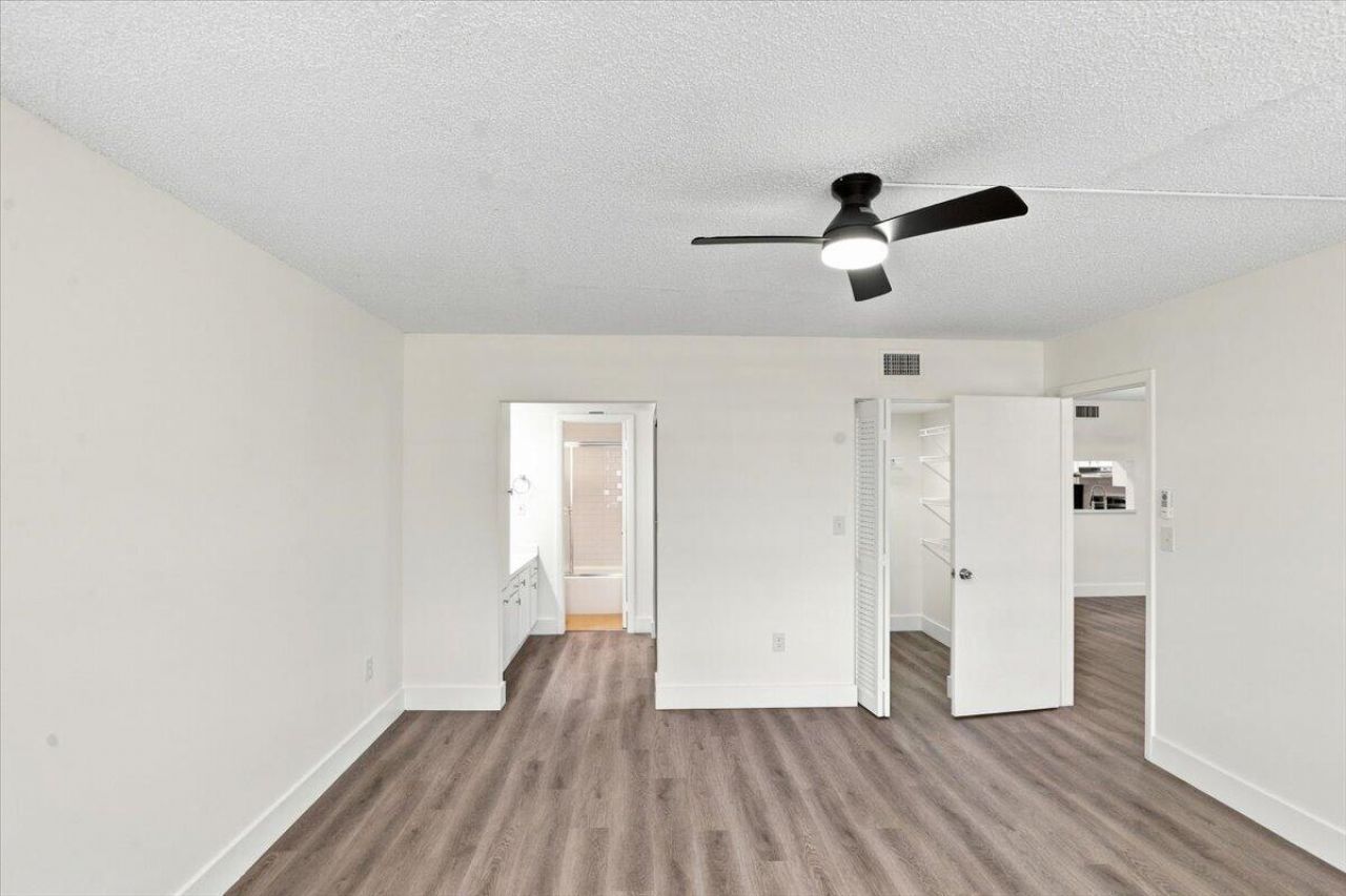 1100 Colony Point Circle, Unit 121, Pembroke Pines, FL 33026 Photo
