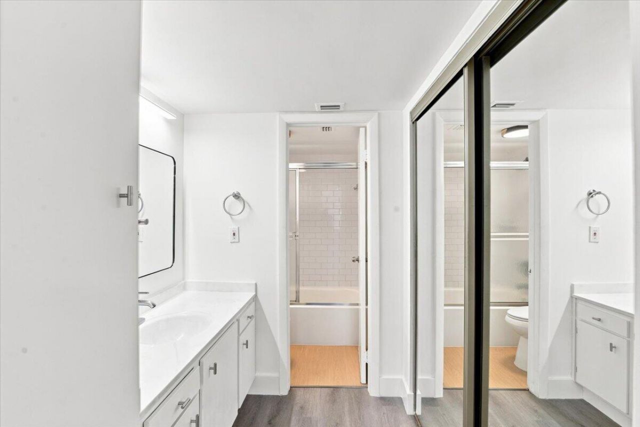 1100 Colony Point Circle, Unit 121, Pembroke Pines, FL 33026 Photo