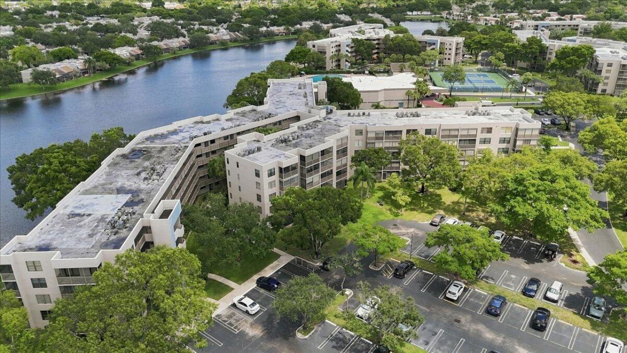 1100 Colony Point Circle, Unit 121, Pembroke Pines, FL 33026 Photo