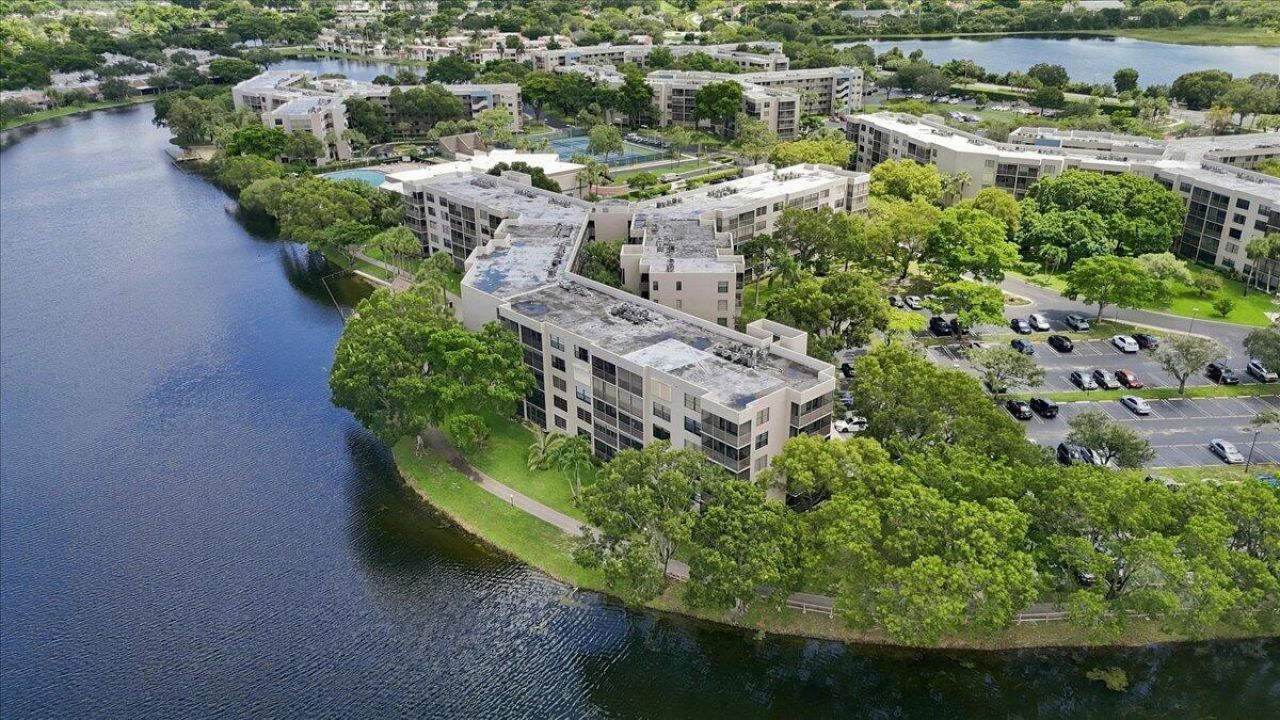 1100 Colony Point Circle, Unit 121, Pembroke Pines, FL 33026 Photo