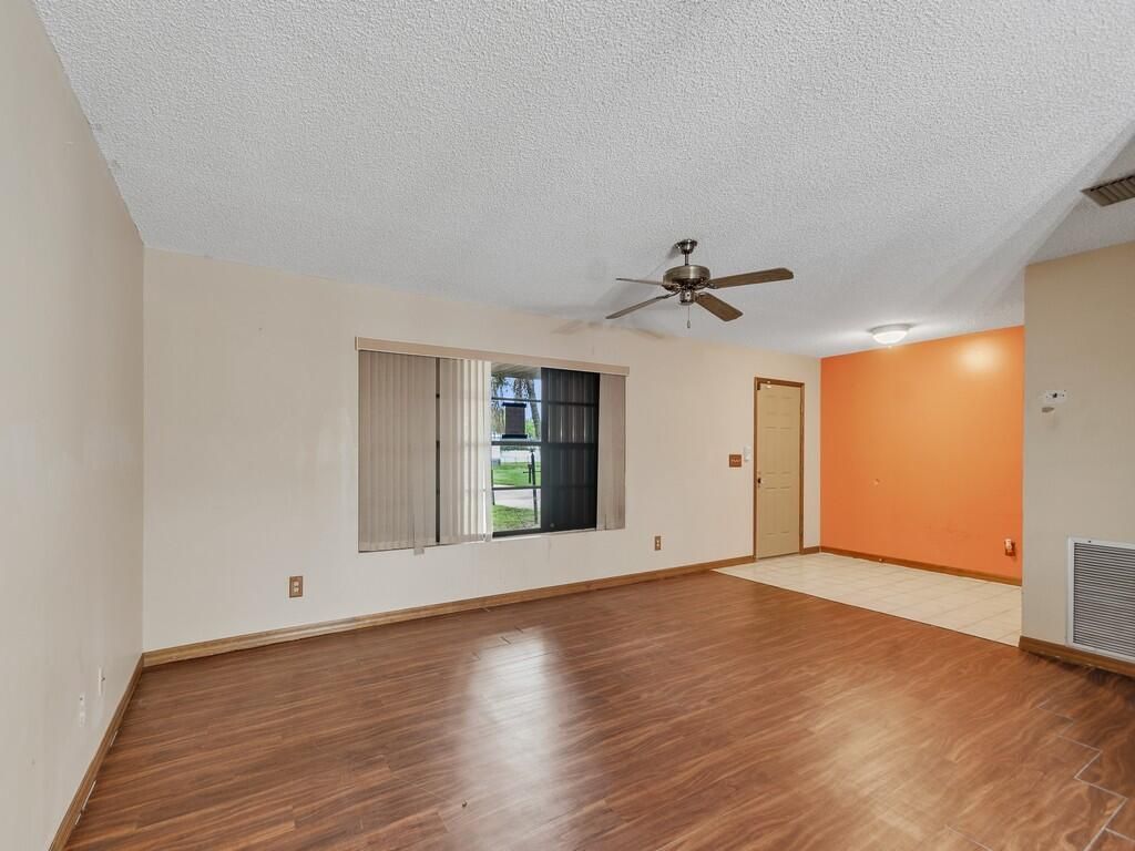 6506 Santa Clara Boulevard, Fort Pierce, FL 34951 Photo
