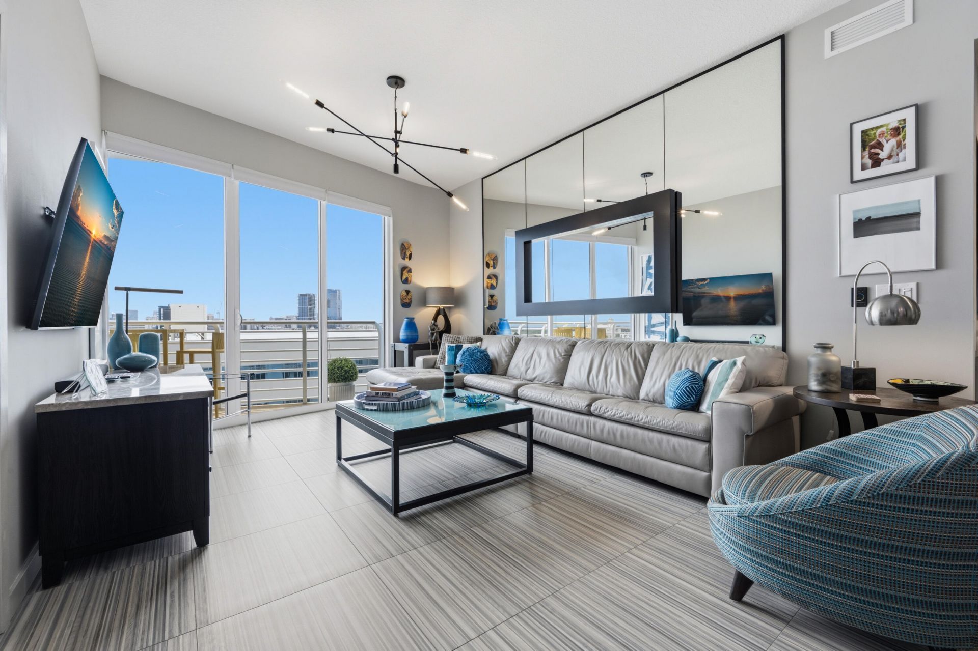 1551 N Flagler Drive, Unit LPH-16, West Palm Beach, FL 33401 Photo