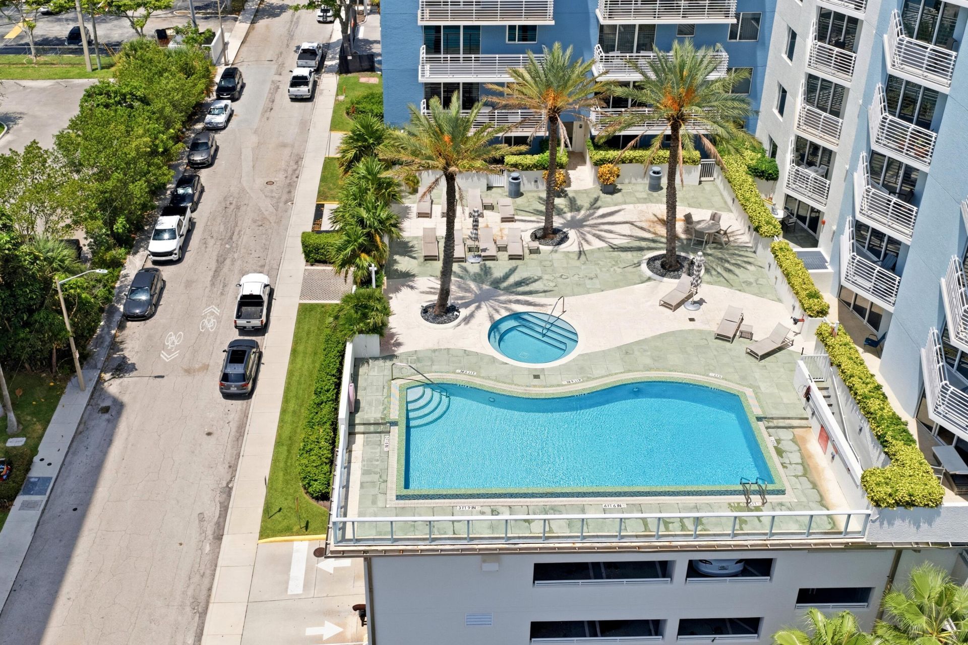 1551 N Flagler Drive, Unit LPH-16, West Palm Beach, FL 33401 Photo