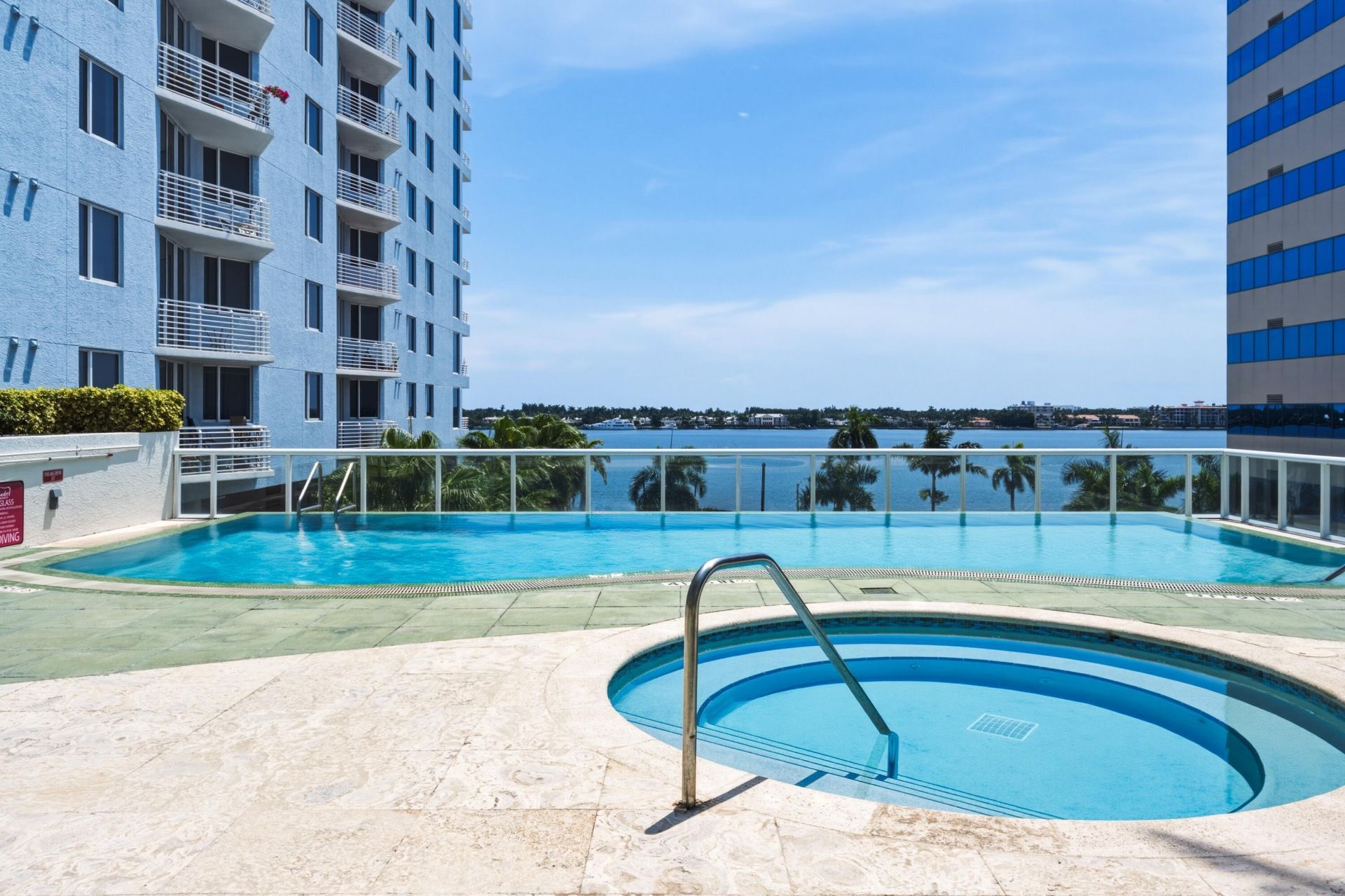 1551 N Flagler Drive, Unit LPH-16, West Palm Beach, FL 33401 Photo
