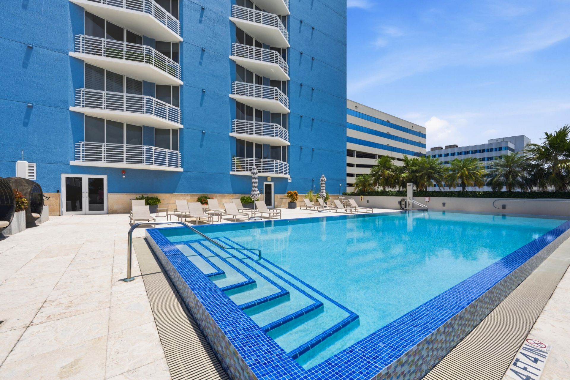 1551 N Flagler Drive, Unit LPH-16, West Palm Beach, FL 33401 Photo