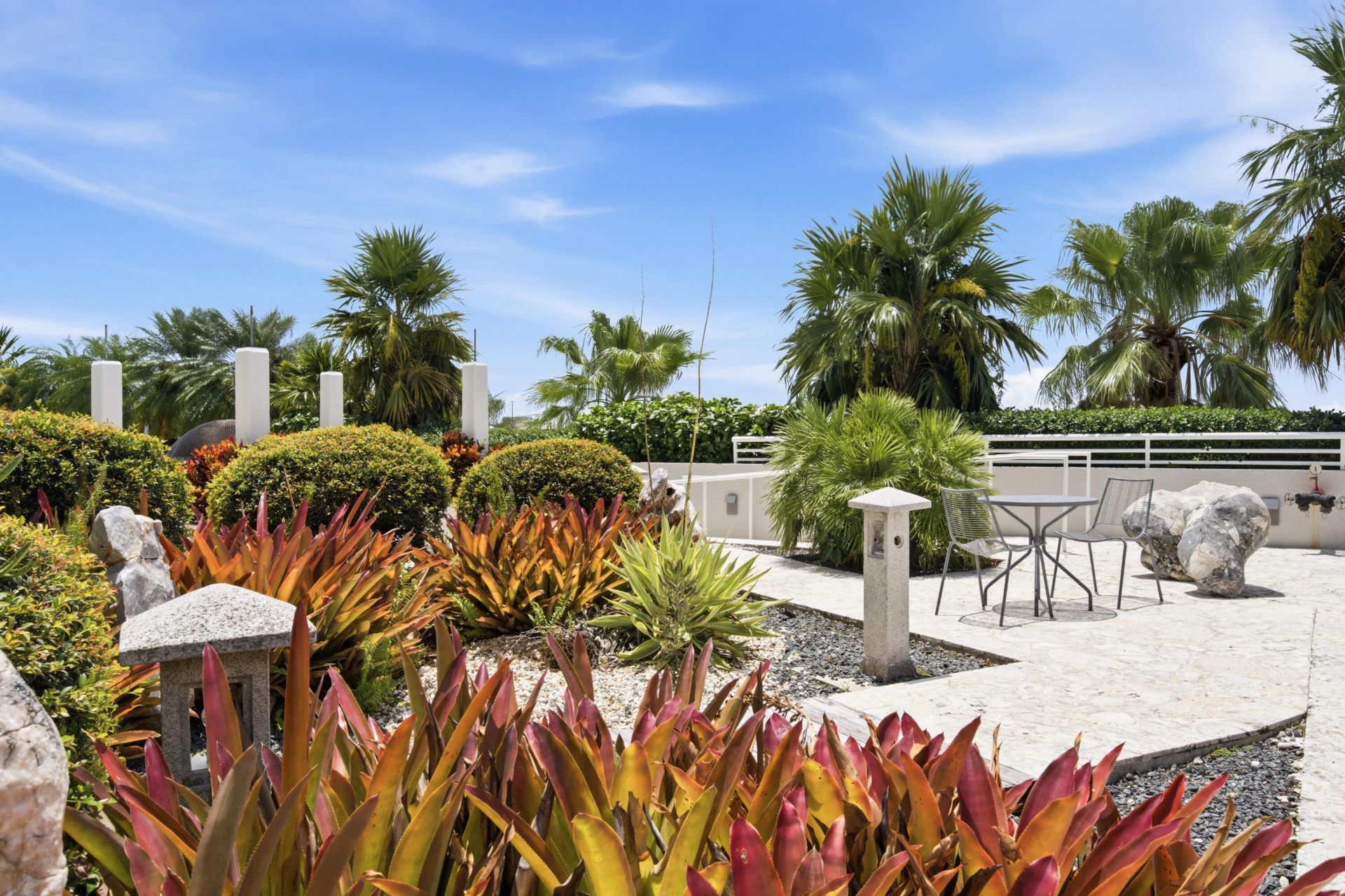 1551 N Flagler Drive, Unit LPH-16, West Palm Beach, FL 33401 Photo
