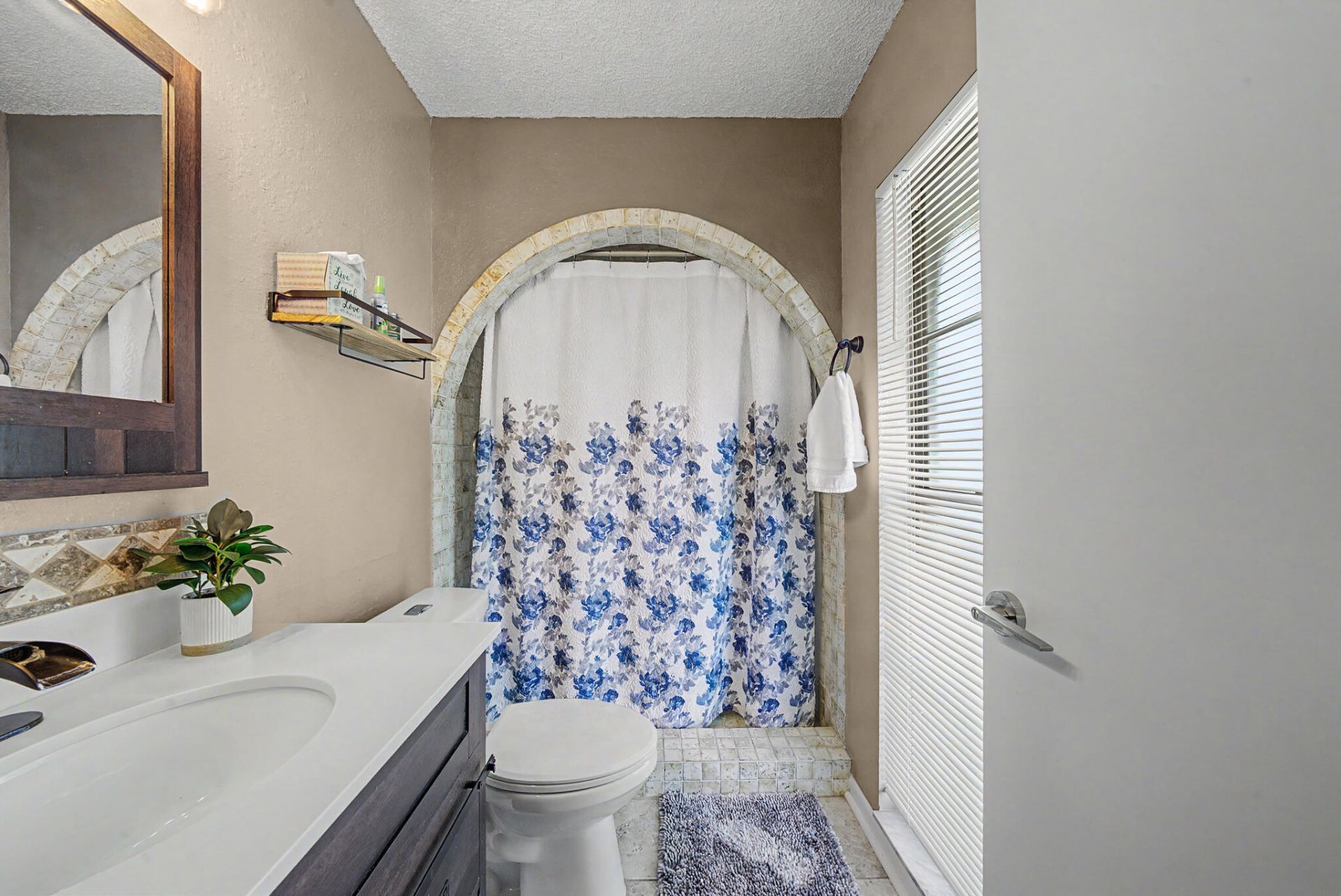 8316 Hampshire Drive, Sebring, FL 33876 Photo