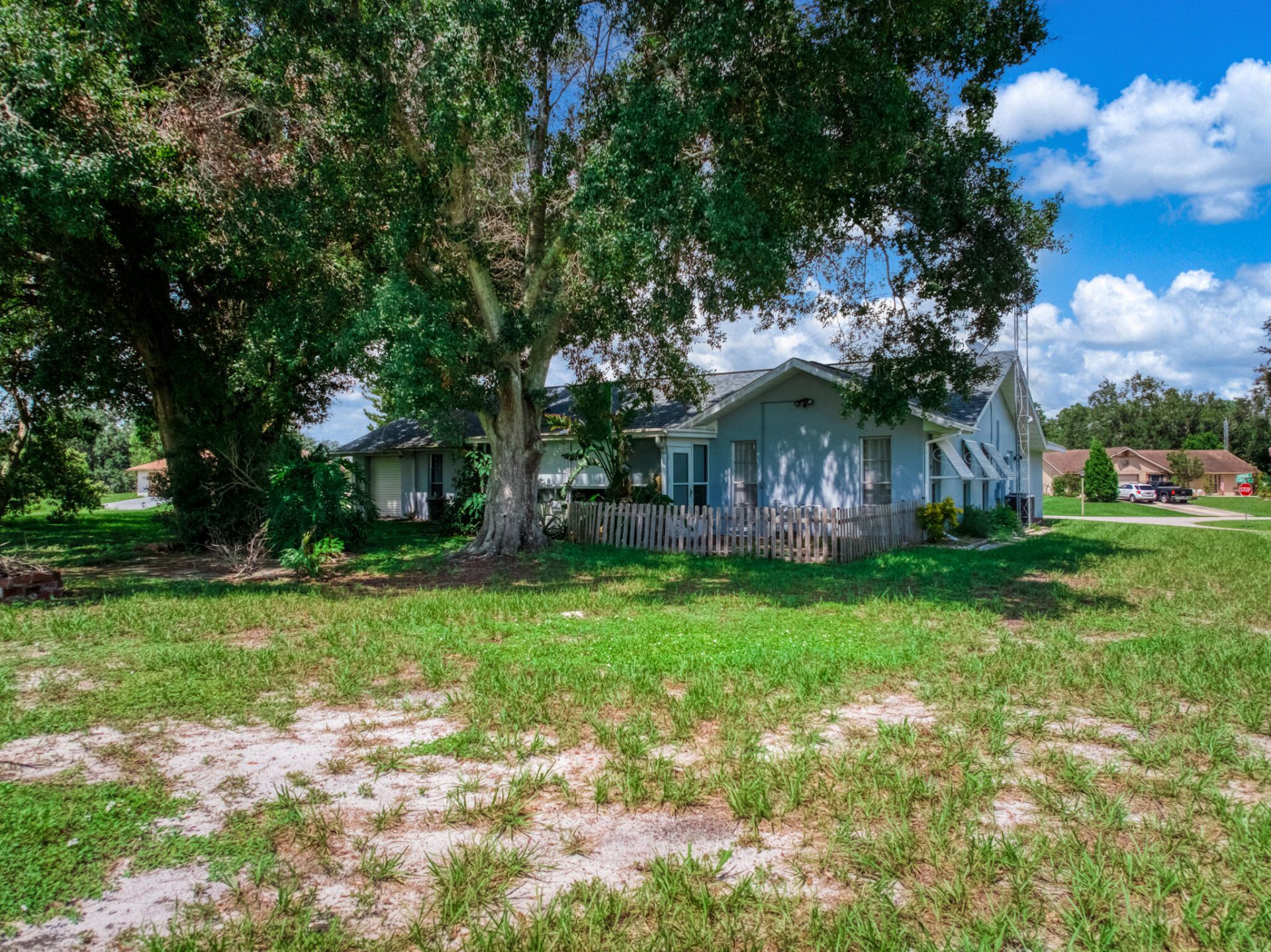 8316 Hampshire Drive, Sebring, FL 33876 Photo