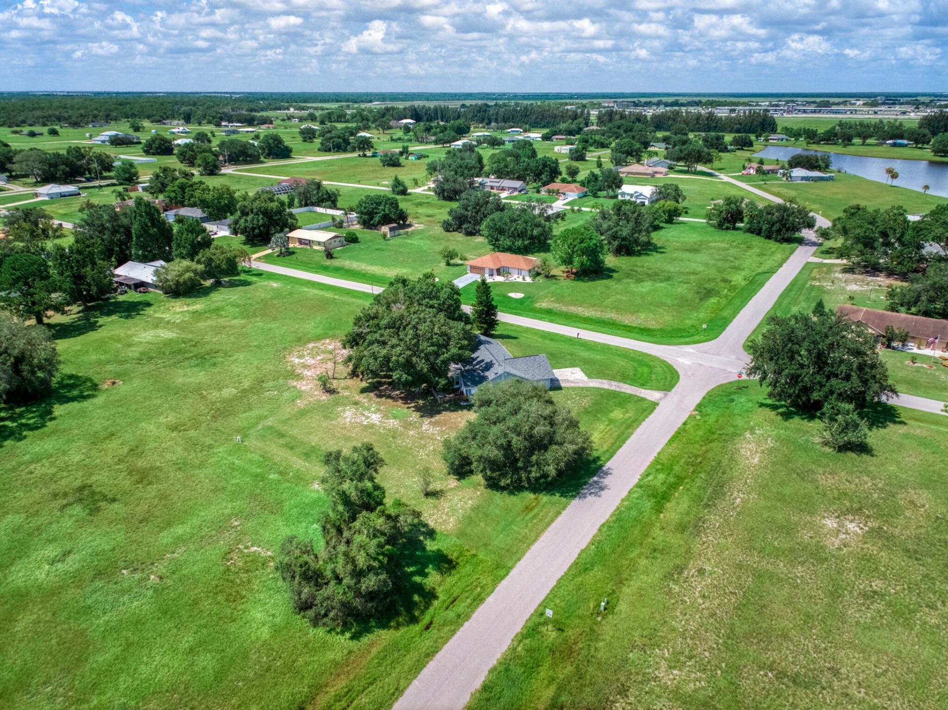 8316 Hampshire Drive, Sebring, FL 33876 Photo