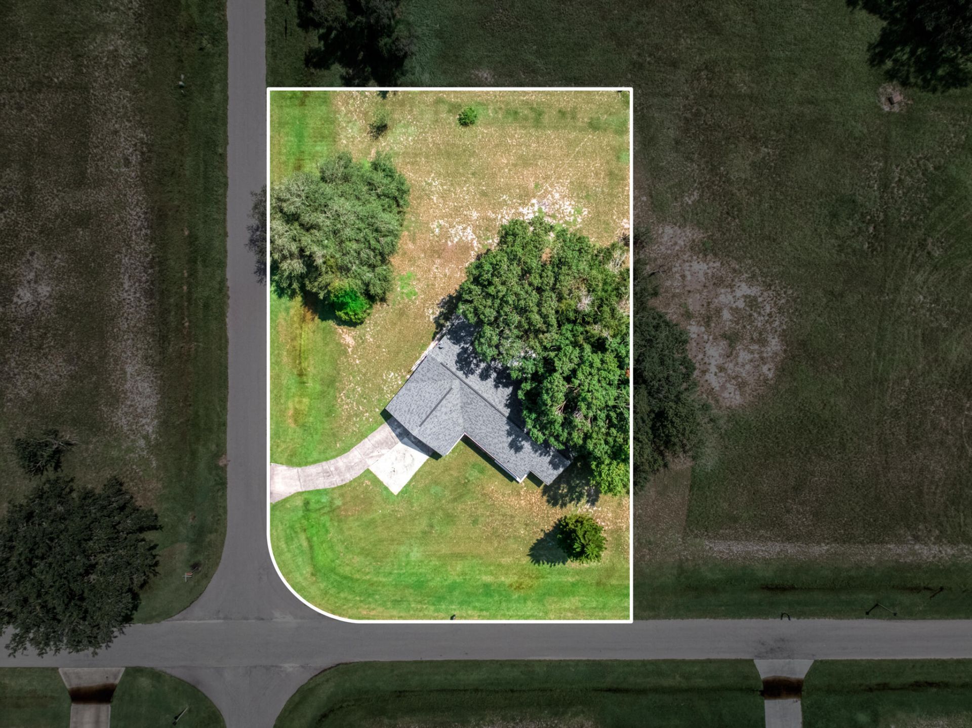 8316 Hampshire Drive, Sebring, FL 33876 Photo