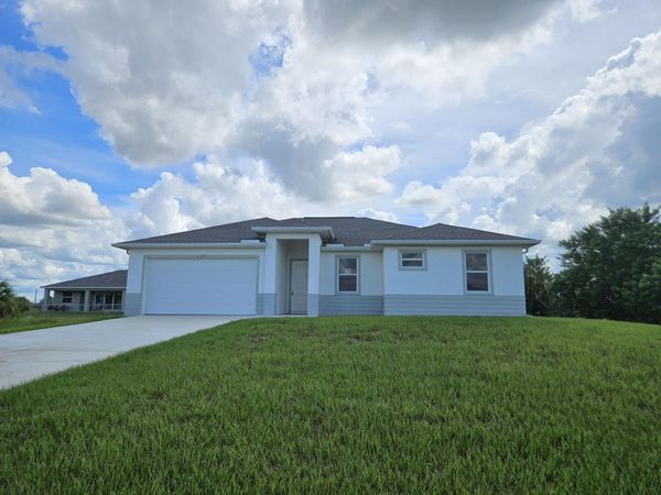 125 BETHLEHEM Place, LaBelle, FL 33935