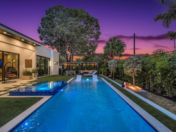 215 NE 28TH Court, Wilton Manors, FL 33334