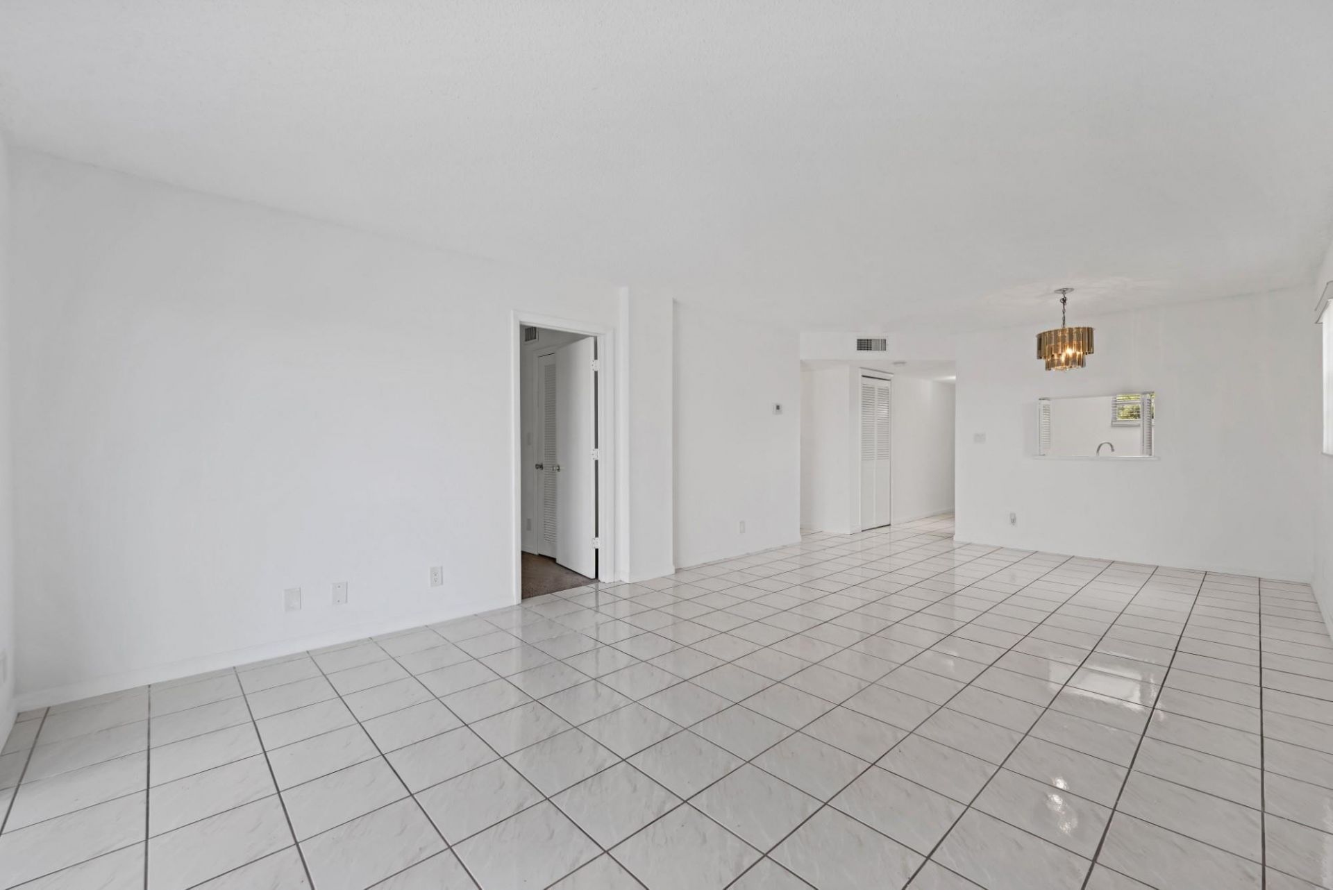 8735 Ramblewood Drive, Unit 409, Coral Springs, FL 33071 Photo