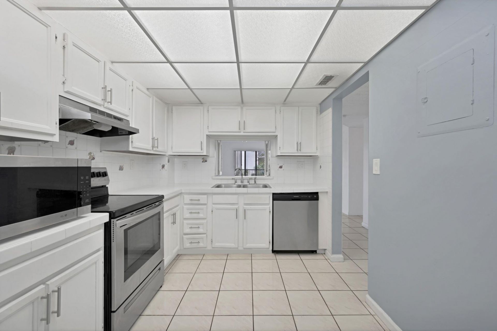 8735 Ramblewood Drive, Unit 409, Coral Springs, FL 33071 Photo
