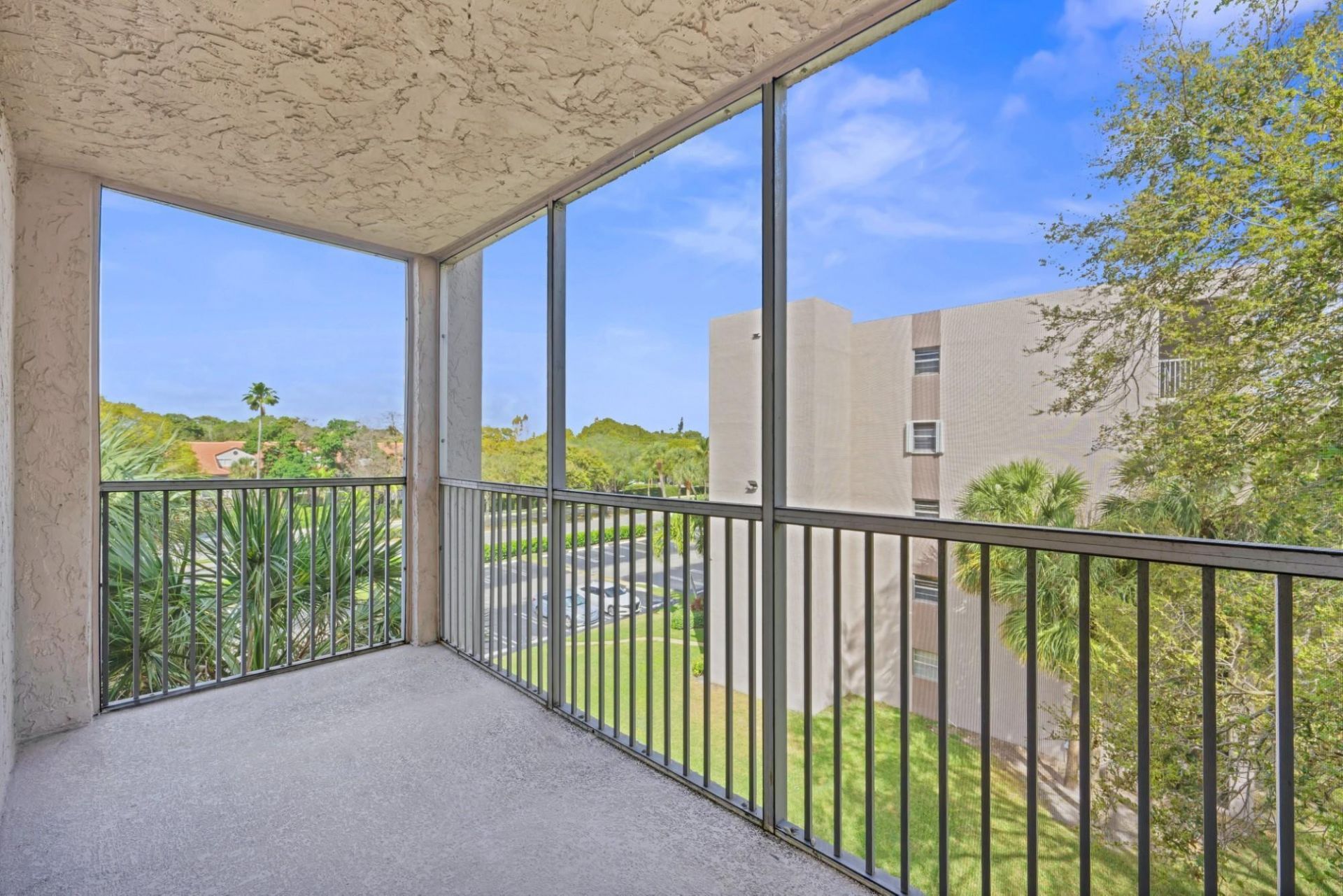 8735 Ramblewood Drive, Unit 409, Coral Springs, FL 33071 Photo