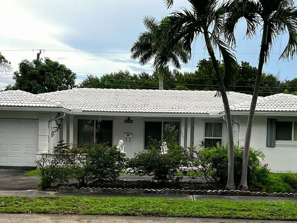 1951 NE 59th Place, Fort Lauderdale, FL 33308