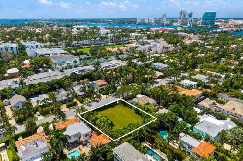 243 Seaspray Avenue, Palm Beach, FL 33480 Photo