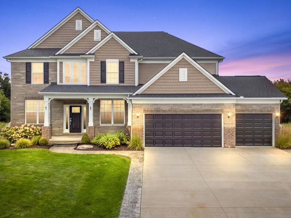 2354 Findley Circle, Lake Orion, MI 48360