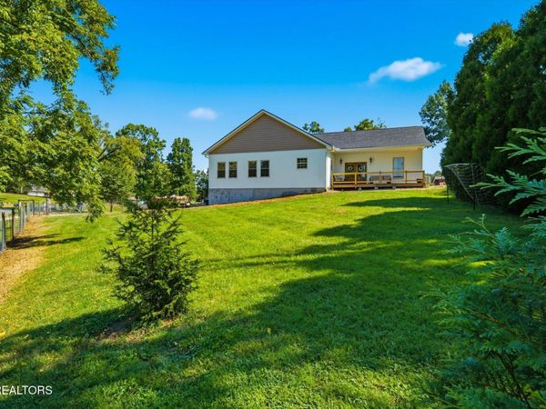 327 Bethel Rd, Clinton, TN 37716