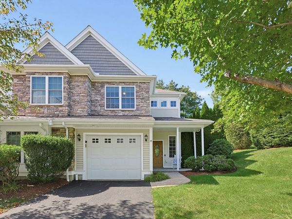 17 Hartland Way, Unit 17, Acton, MA 01720
