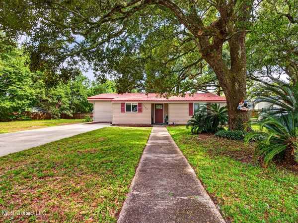 1906 Curcor Drive, Gulfport, MS 39507