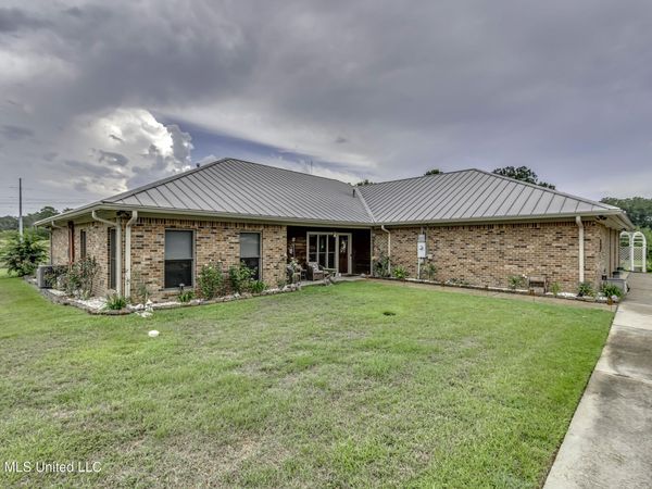 2865 Seven Springs Road, Raymond, MS 39154