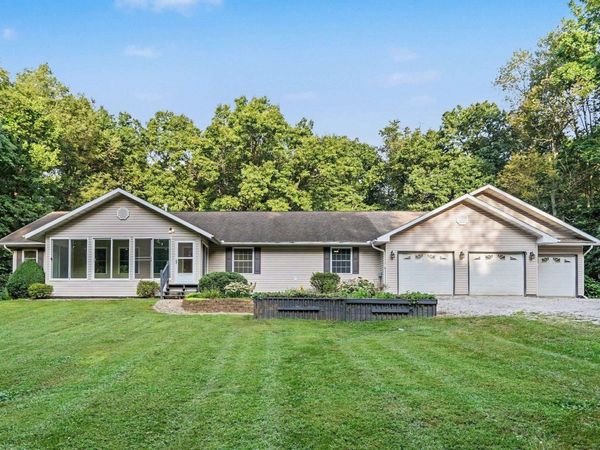 14603 Upas Road, Culver, IN 46511