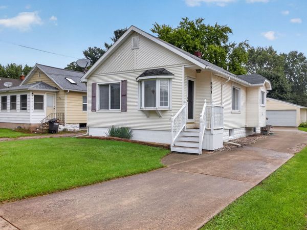 531 7th Street, Michigan Center, MI 49254