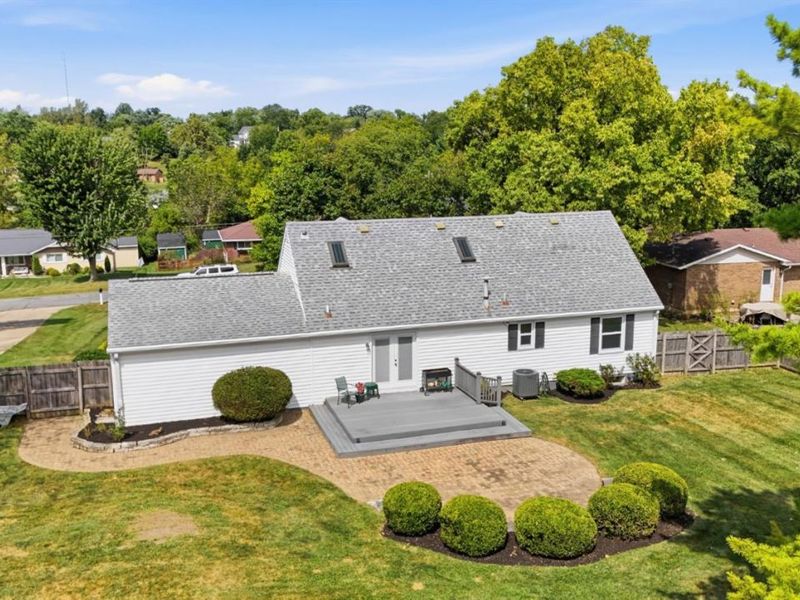 7297 Birchwood Drive, West Chester, OH 45069 Photo 3