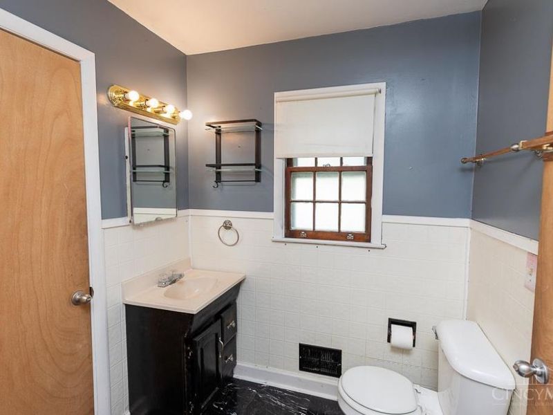 1031 Schiff Avenue, Cincinnati, OH 45205 Photo 12
