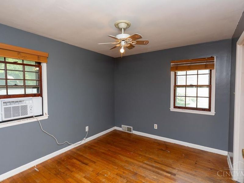 1031 Schiff Avenue, Cincinnati, OH 45205 Photo 13