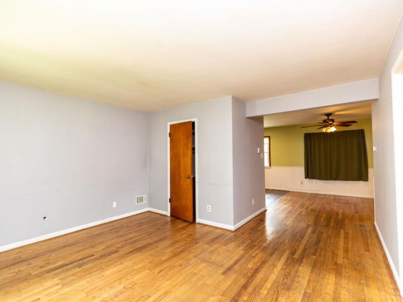 1031 Schiff Avenue, Cincinnati, OH 45205 Photo 5