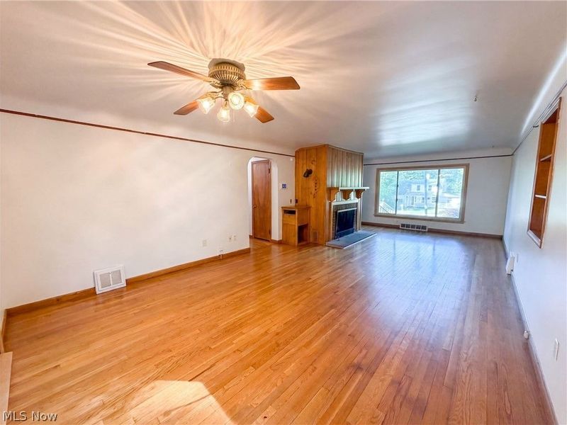 29352 Waldensa Avenue, Wickliffe, OH 44092 Photo 7