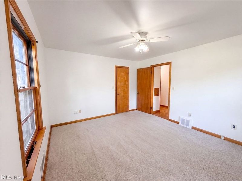 29352 Waldensa Avenue, Wickliffe, OH 44092 Photo 9