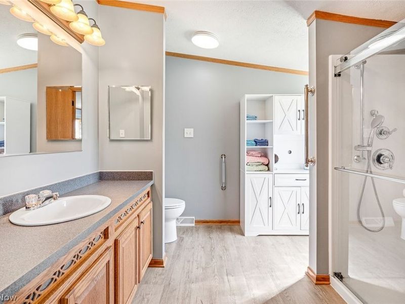 17300 Leffingwell Road, Berlin Center, OH 44401 Photo 12