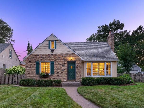 1970 Norfolk Avenue , Saint Paul, MN 55116