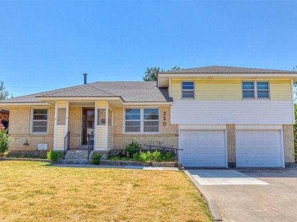 220 W Glenhaven Drive, Midwest City, OK 73110