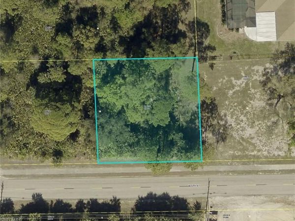 504 W 6th ST, LEHIGH ACRES, FL 33972