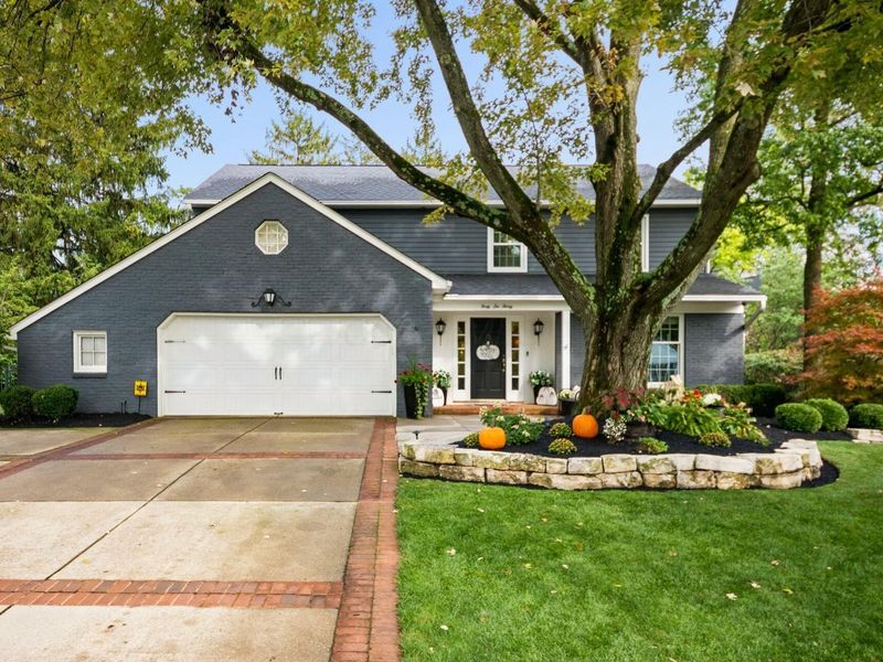 4630 Burbank Drive, Columbus, OH 43220 Photo 1