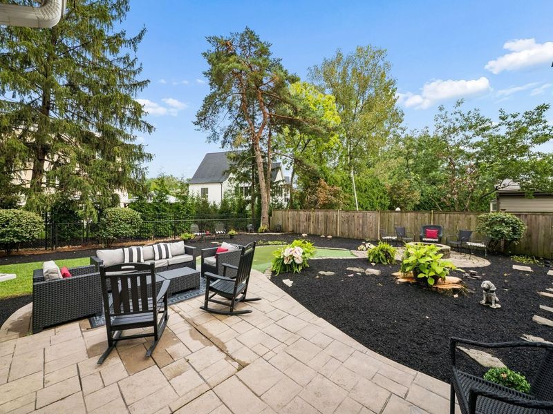 4630 Burbank Drive, Columbus, OH 43220 Photo 49
