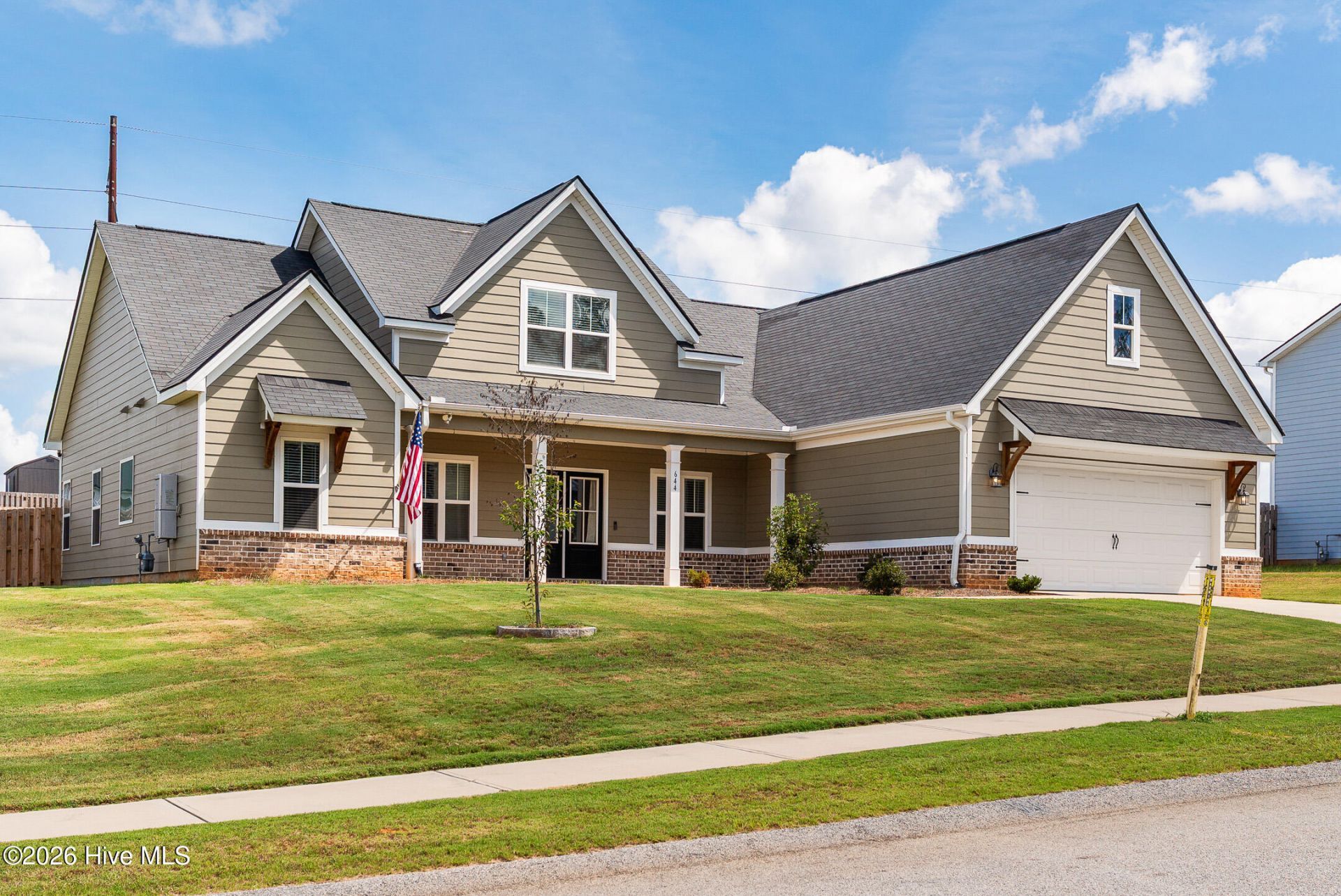 644 Broadsword Way Photo 23