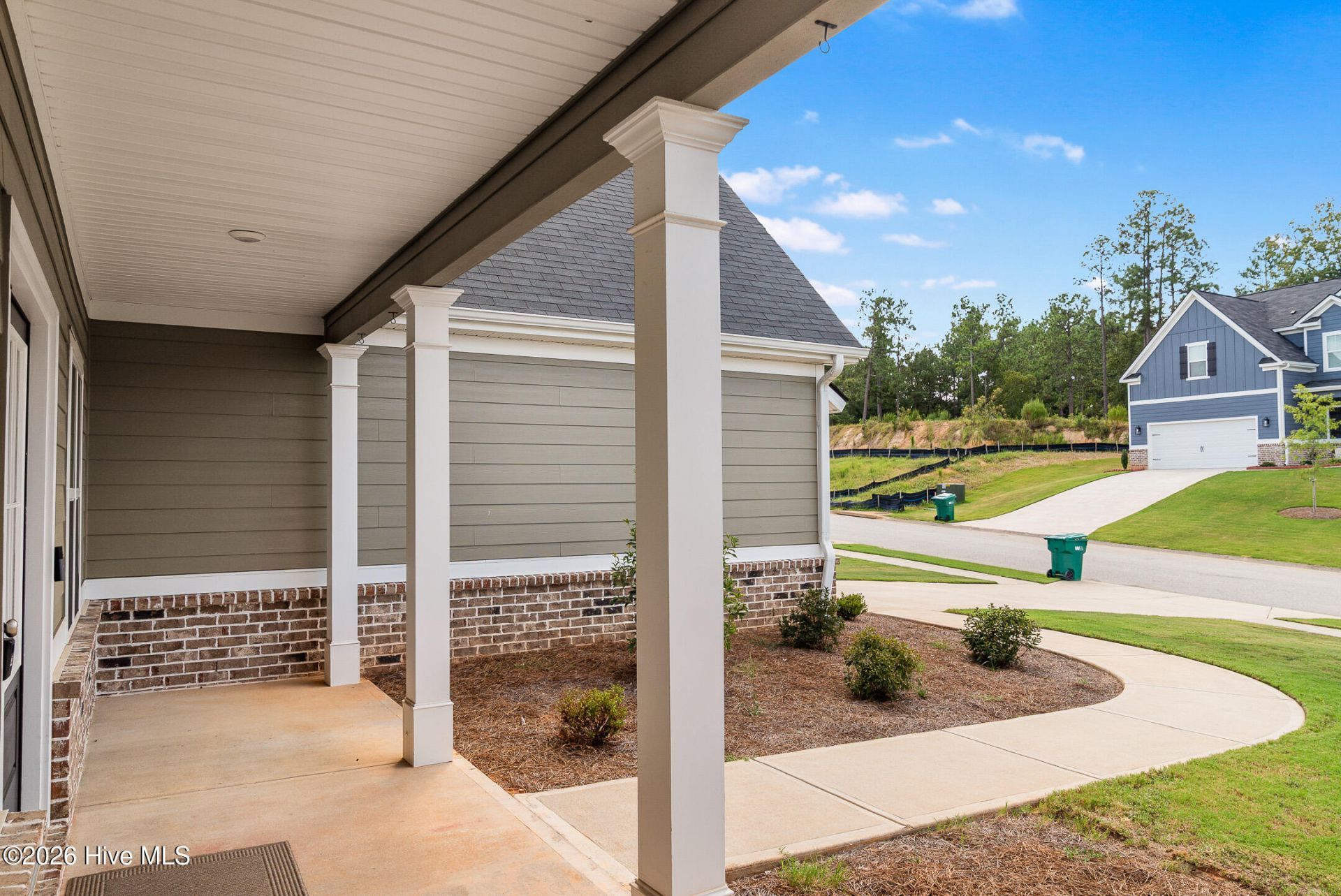 644 Broadsword Way Photo 25