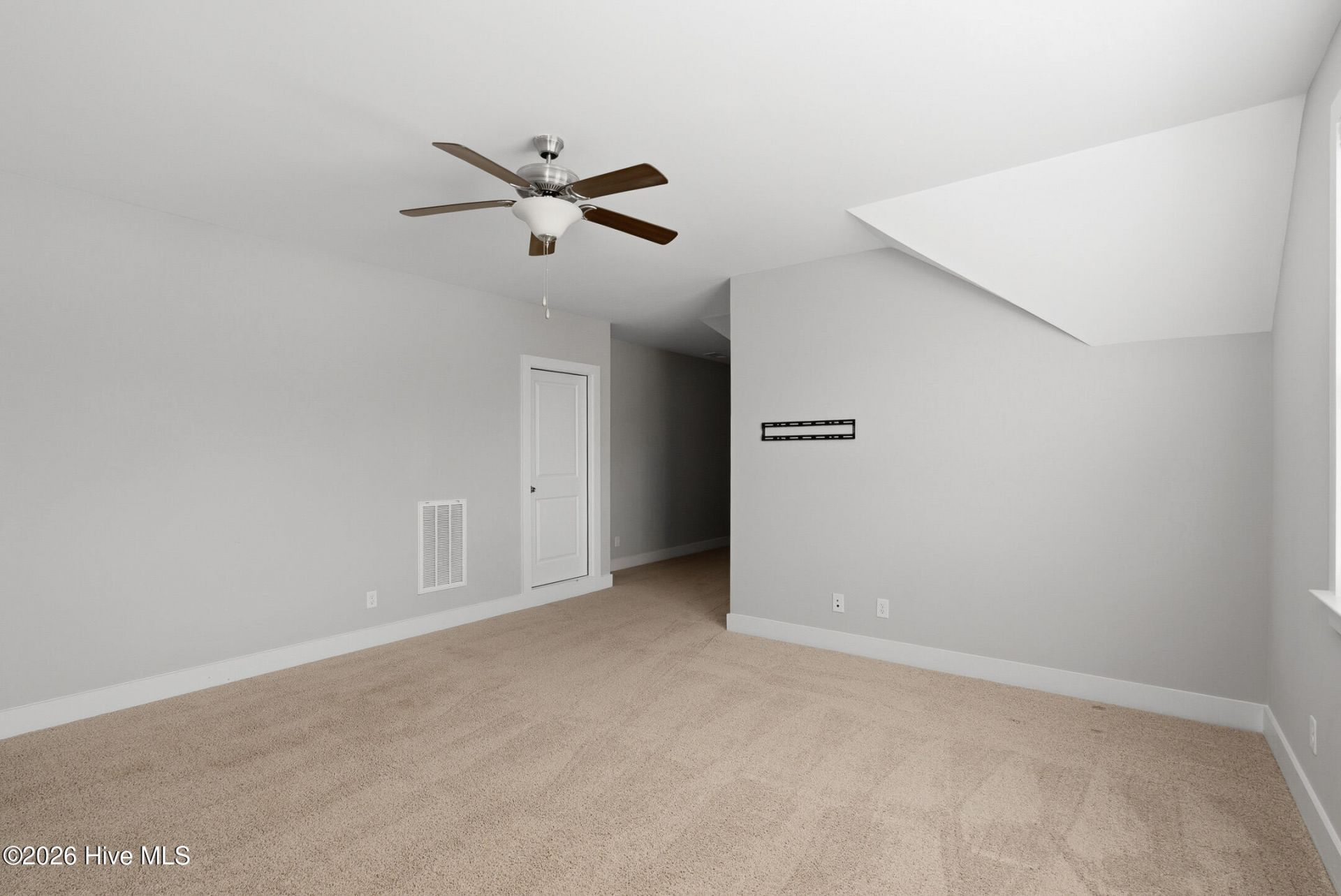 644 Broadsword Way Photo 56